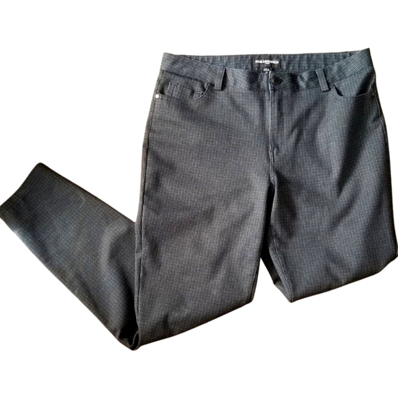 Karl Lagerfeld Pants - Karl Lagerfeld Gray Checkered Pants Mid rise Slim Fit
